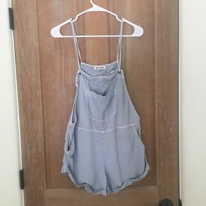 Billabong shortalls